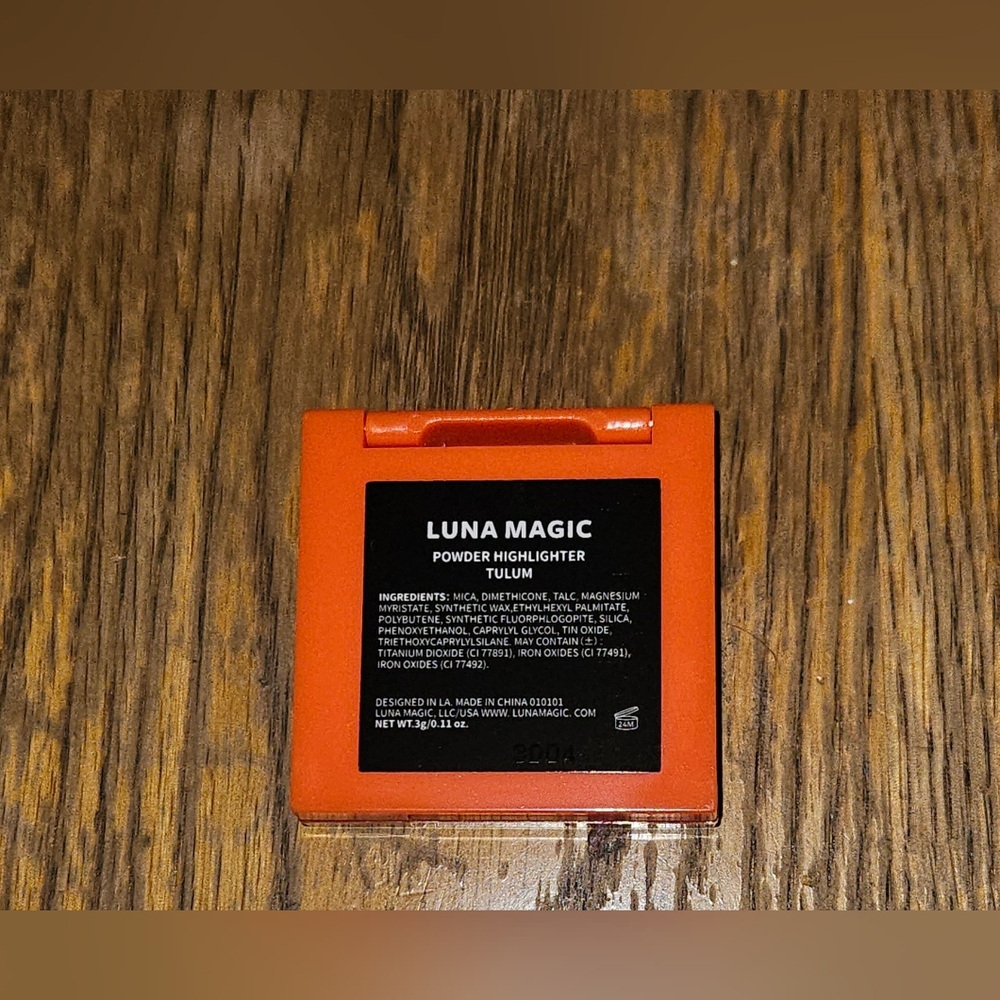 Luna Magic Highlighter In Tulum- Mini BNIB - Picture 3 of 5